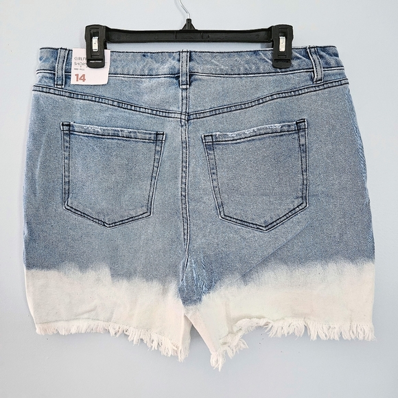 NWT Lane Bryant Denim Bleach Dyed Fringe Hem Mid-rise Girlfriend Shorts Size 14 - Picture 3 of 3